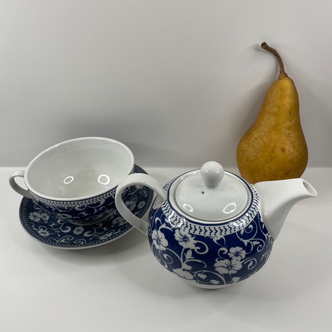Geschirrsets: Tea for One Set - Chintz Dekor - Hoff-Interieur, Nürnberg – Gebraucht aus Zürich von TTLM 1