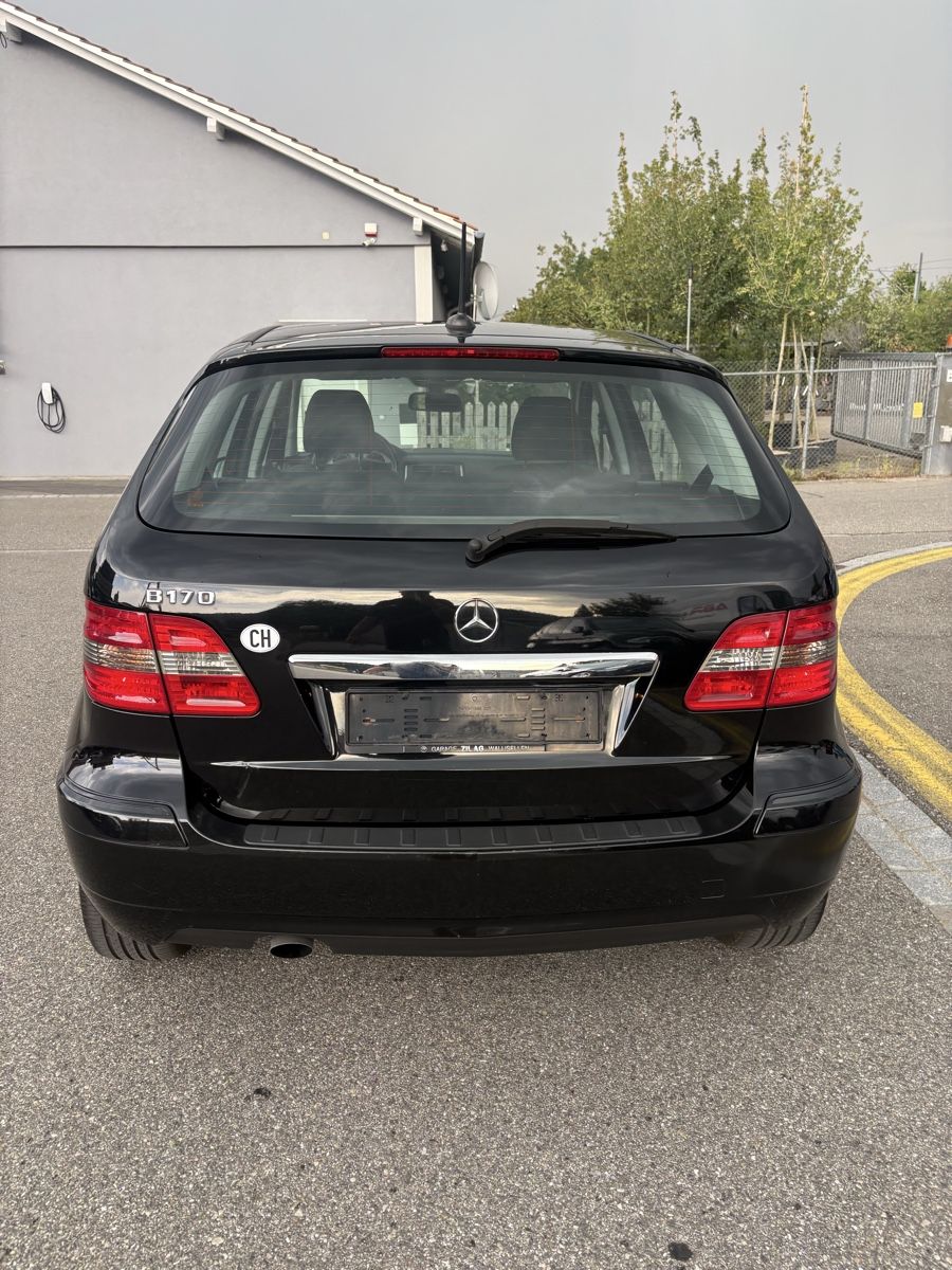 Mercedes-Benz Automobili: Mercedes Benz B170 / Ab MFK – Usato da Aarburg venduto da AHP4665 4