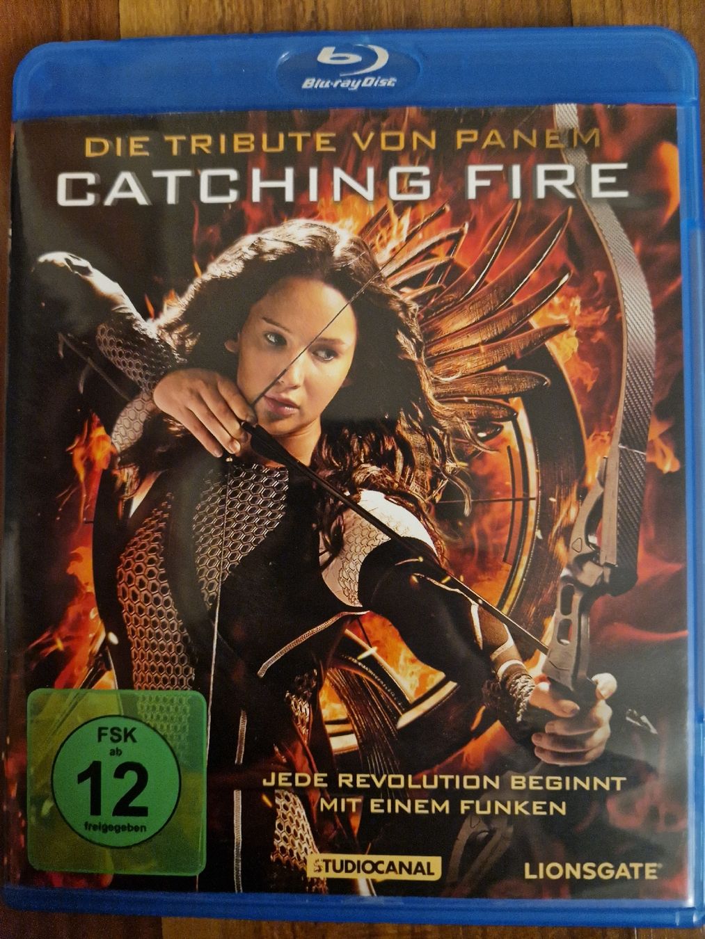 Alle DVDs: die Tribute von Panem - catching fire, bluray – Gebraucht aus Thayngen von