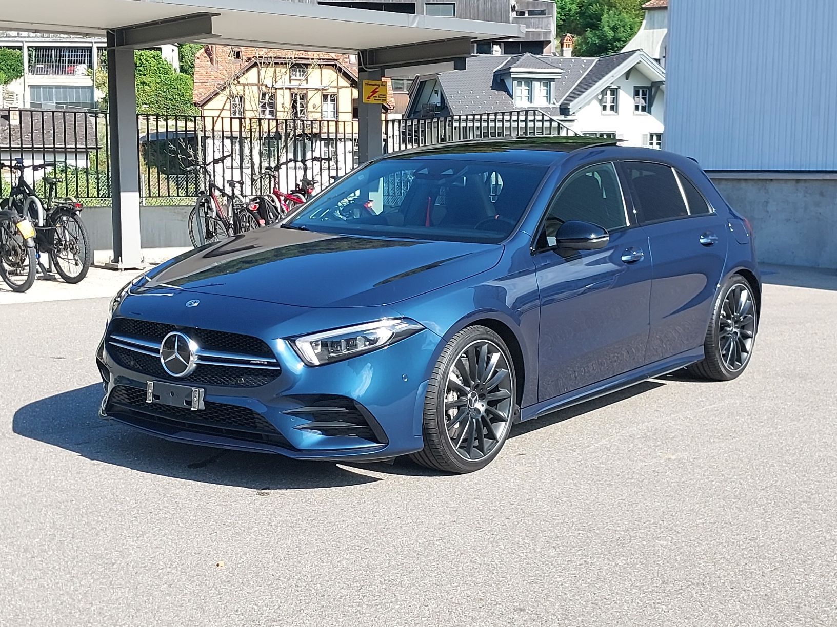 Mercedes-Benz Automobili: Mercedes A35 AMG 4Matic Speedshift – Usato da Spiez venduto da Cobra_Daytona