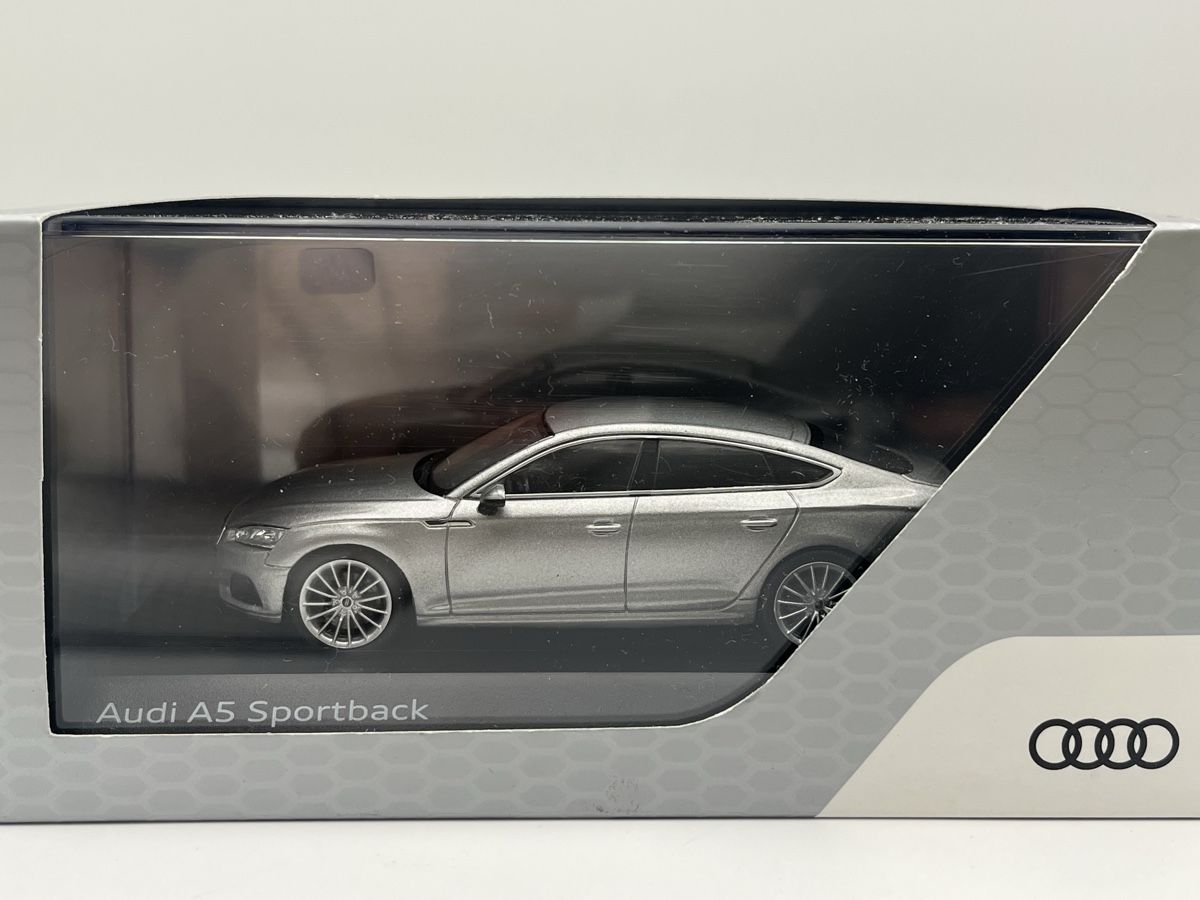 Audi Voitures modèles: Audi A5 Sportback, 1:43 – D'occasion à Broc par Jenson7 5