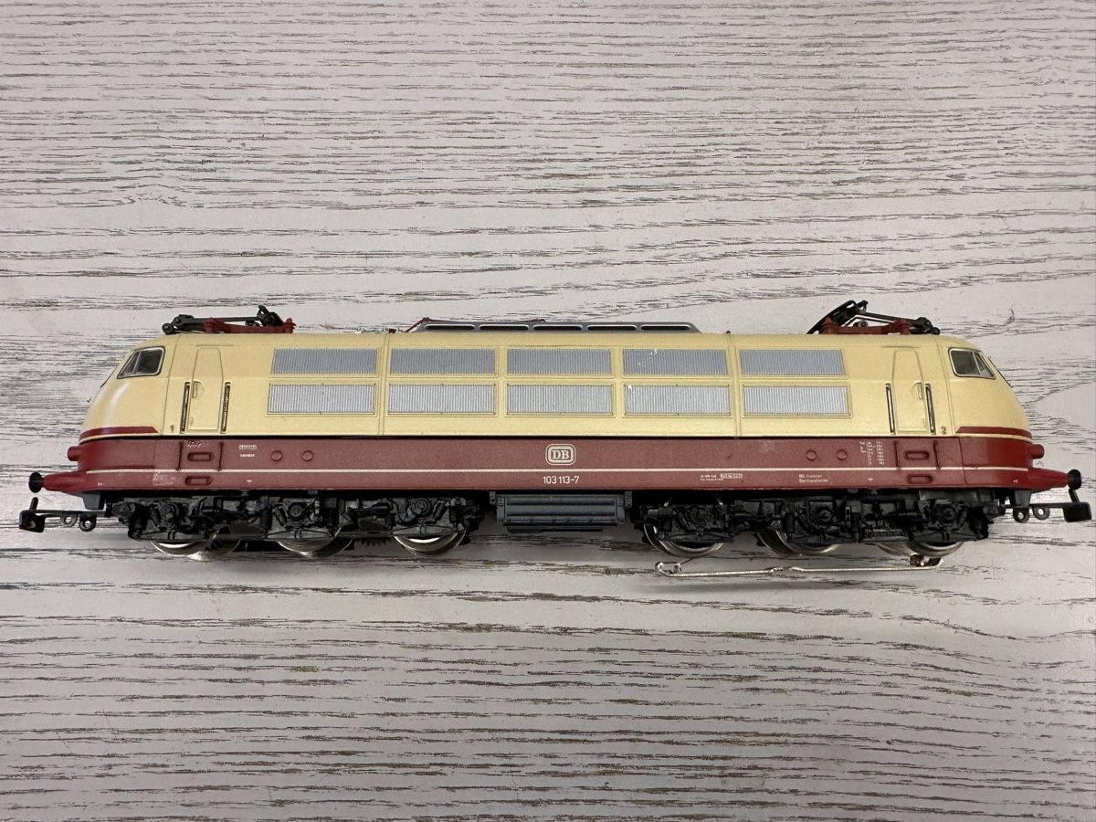 Märklin Modellini di ferrovie: Märklin 3357 DB BR 103 digital – Usato da Lupsingen venduto da New-Haven 3