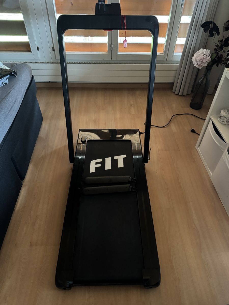 Hometrainer: Laufband  – Usato da Belp venduto da DeutzFahr5110C 4