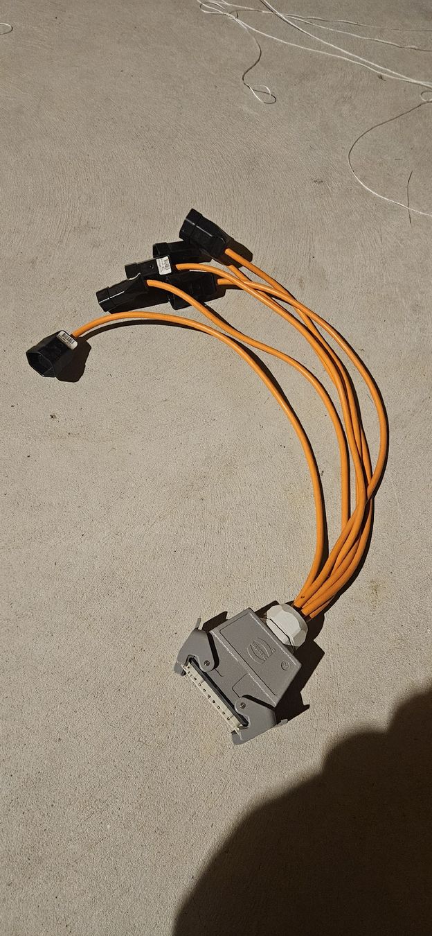 Cavi: Harting 16- Pol auf T13 Stecker – Usato da Schwellbrunn venduto da chr_9cpp