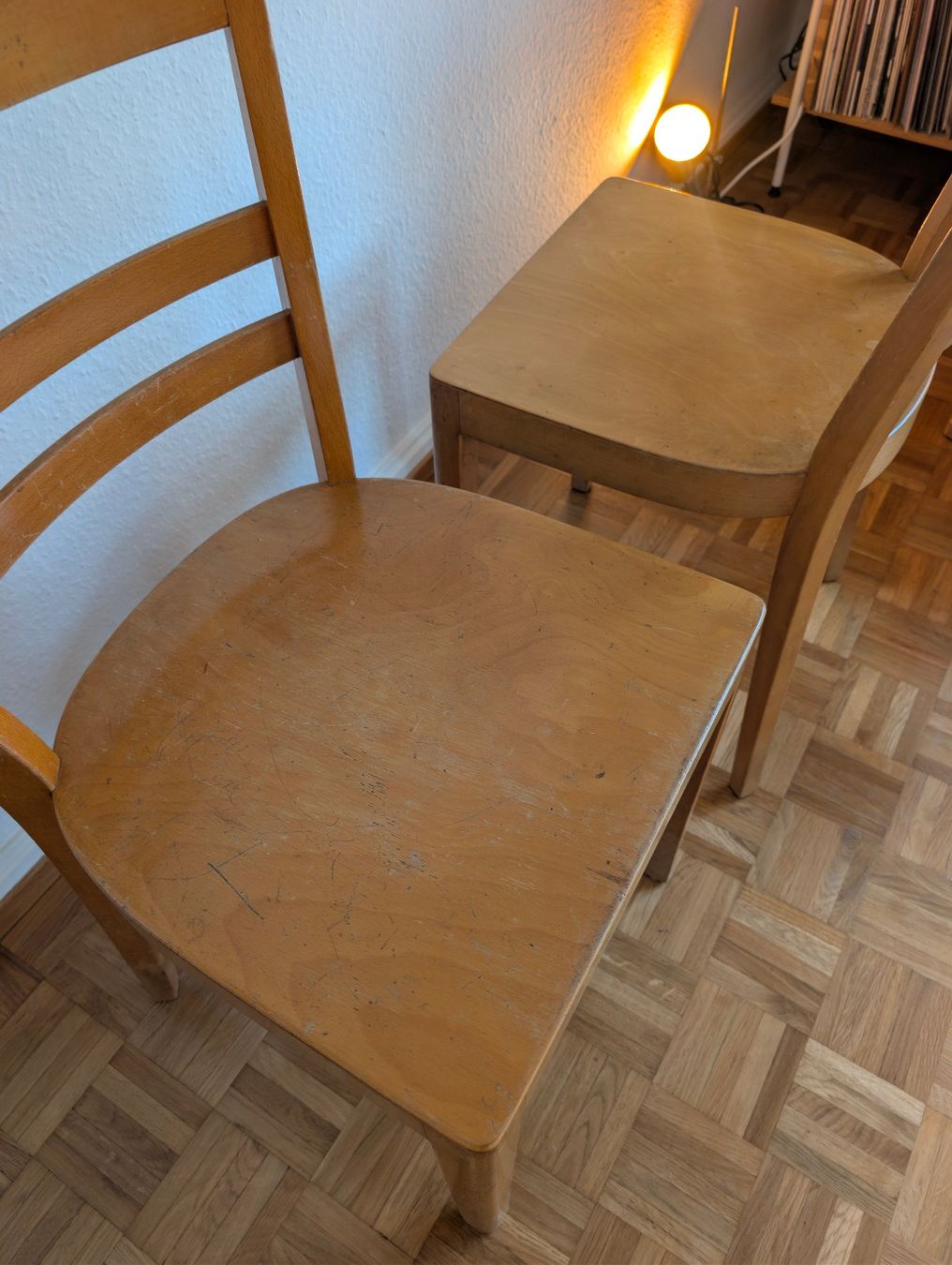 Sedie: 2x vintage Holzstühle / Beizenstühle – Usato da Zürich venduto da Alerea 2