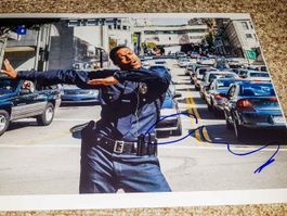 Chris Tucker - Autogramm auf Foto