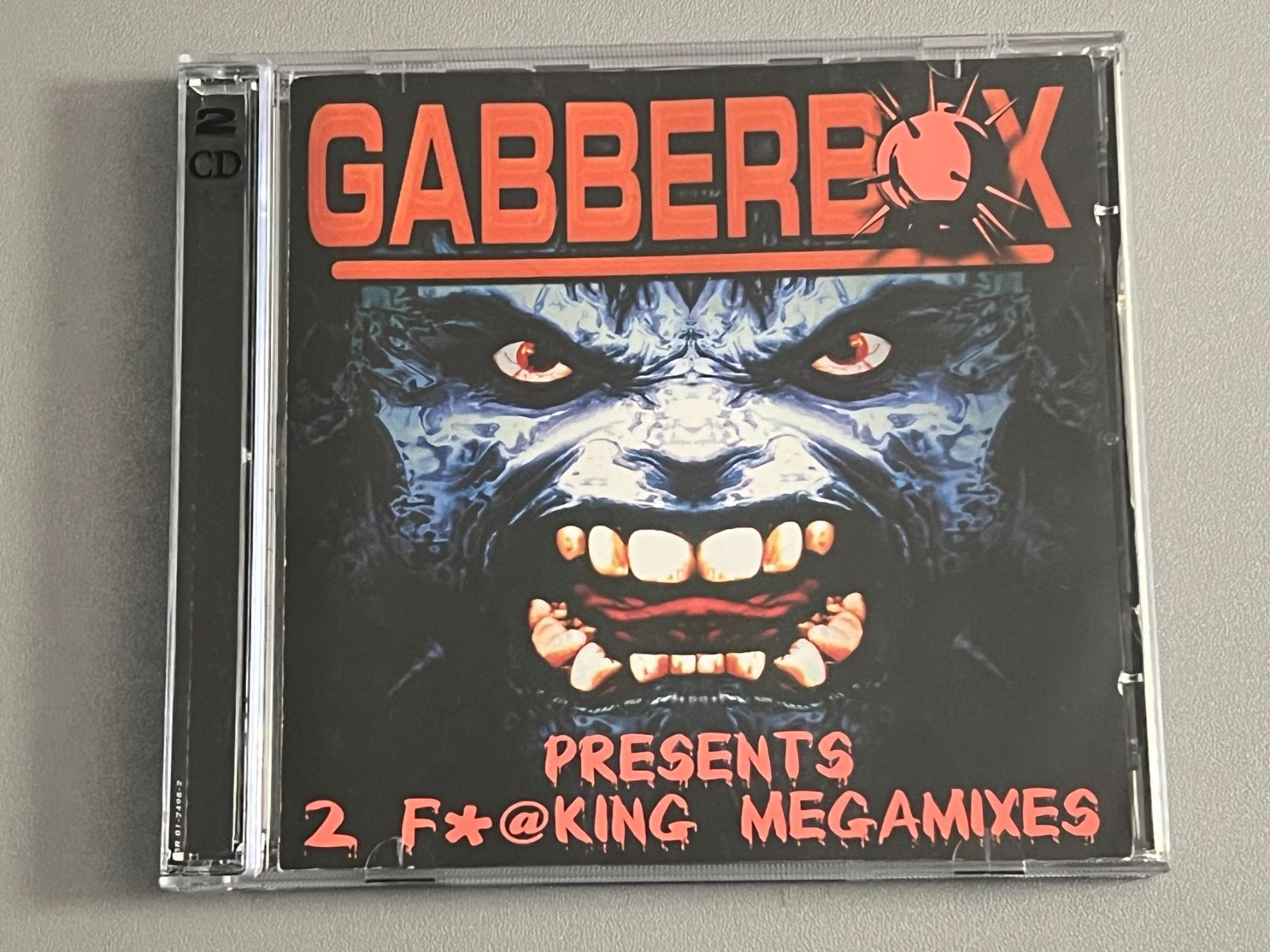 CD: Gabberbox Presents 2 F@king Megamixes  (2CD) – Usato da Rivera venduto da poweradem05