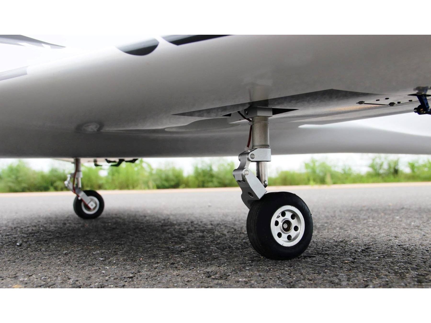 Modellismo RC: Full-Composite Predator 2.7m - Turbine Ready Jet, Spw 2375mm – Nuovo e nell'imballaggio originale da Entlebuch venduto da Hebu 4