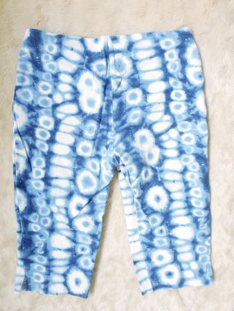 CAPRIHOSE 36 PARIS FRANKREICH HOSE BATIK , top zu Shirt