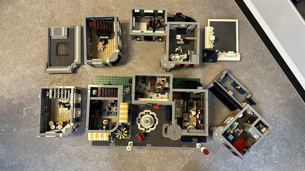 Baukästen: Lego Creator Expert Stadtleben (10255) – Gebraucht aus Luzern von ca.lu 3