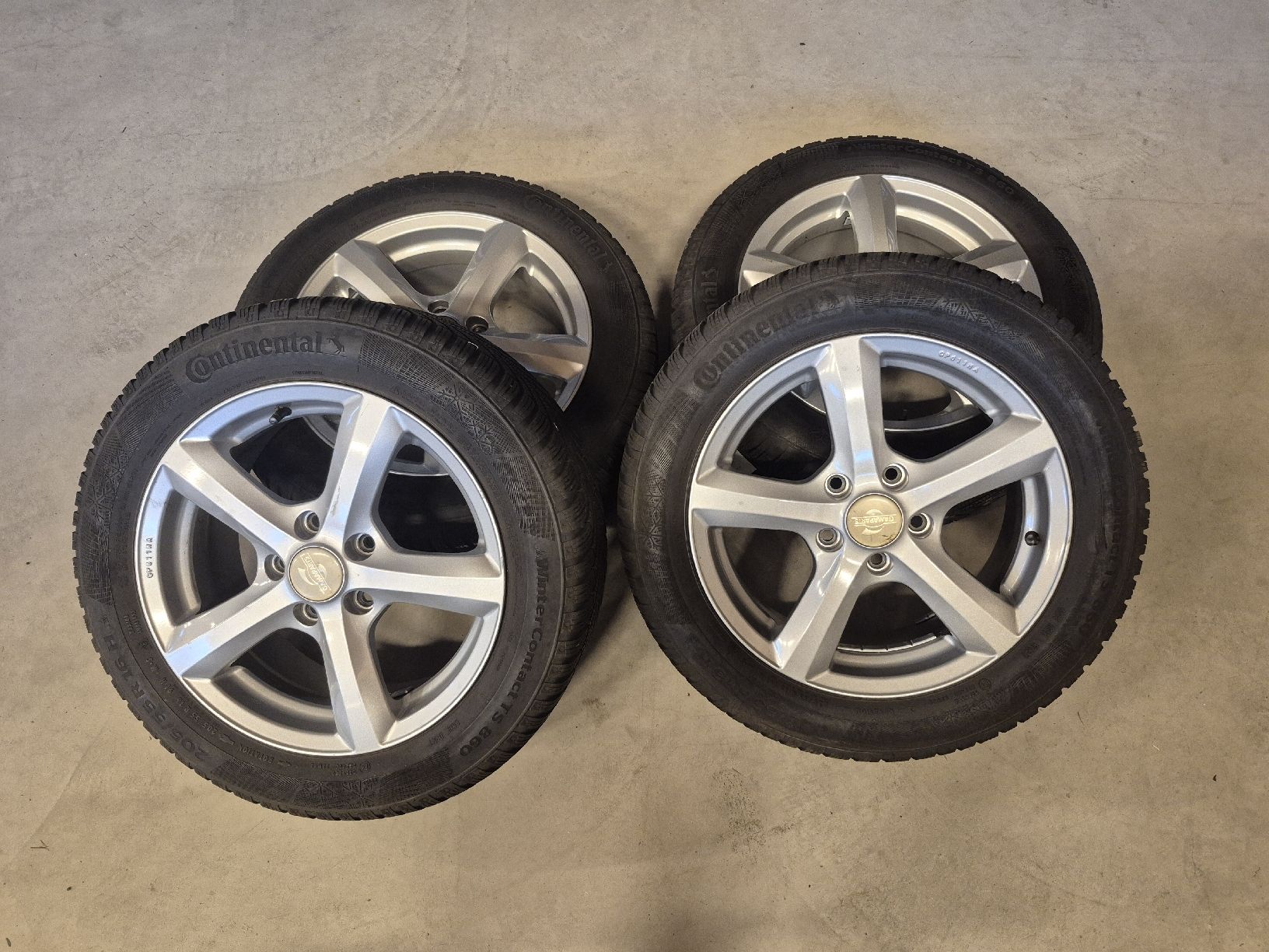 Pneumatici & Ruote complete: Vw Golf 7 Winterräder – Usato da Oberuzwil venduto da Auto-Hilber