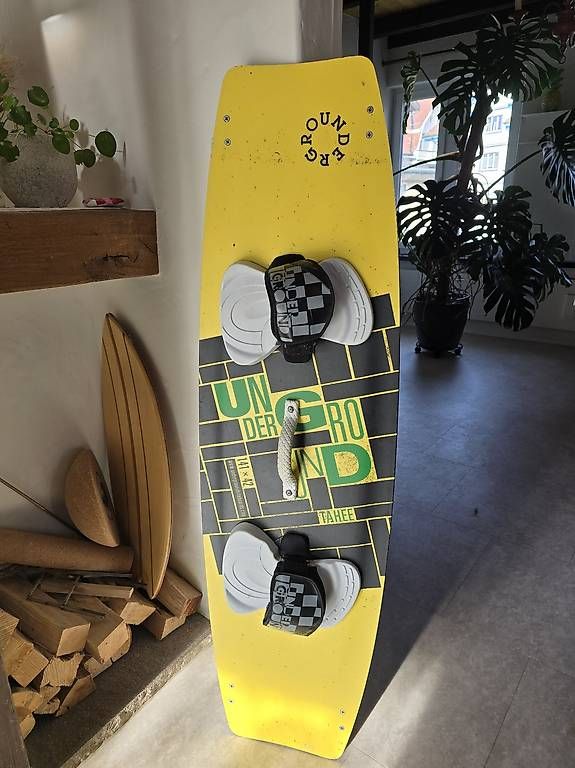 Kite: Kiteboard mit Bindung – D'occasion à Herisau par RaffiHausi 4