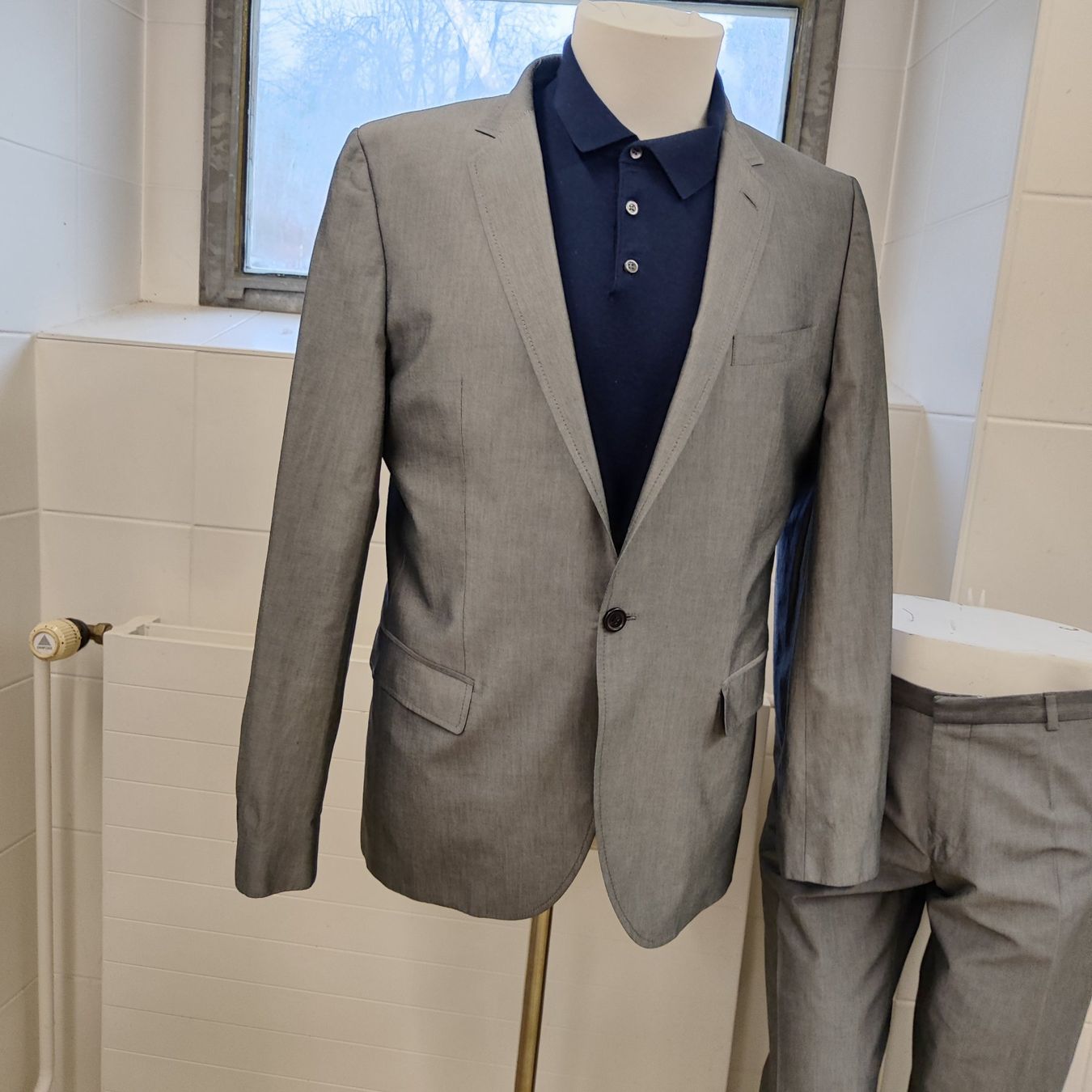 Hugo Boss Anzüge: Herren Boss Anzug GR 50 – Gebraucht aus Langnau am Albis von Judithsebi 3