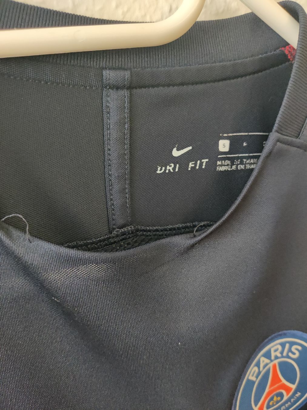 Nike Canottiere & Pantaloni: Paris Saint-Germain 2017/18 Trainingstrikot (S) – Usato da Basel venduto da Ringolero 3
