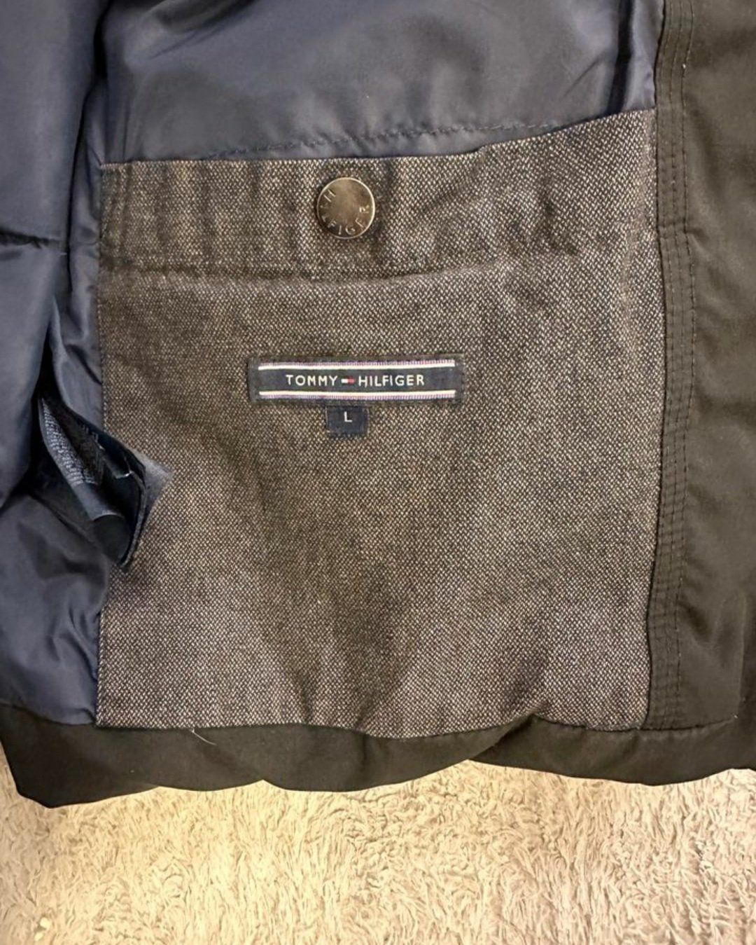 Tommy Hilfiger Giacche: Tommy Hilfiger Parka Daunen Schwarz – Usato da Sutz venduto da Ms22 3