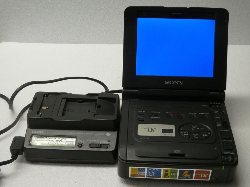 Sony Video Walkman GD-D900E_PAL (Format DV) | Kaufen auf Ricardo