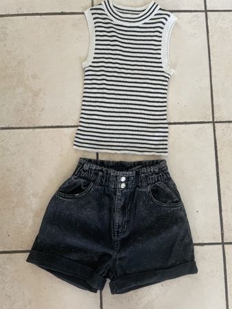 Neuwertiges H&M Sommerset Gr.134/140
