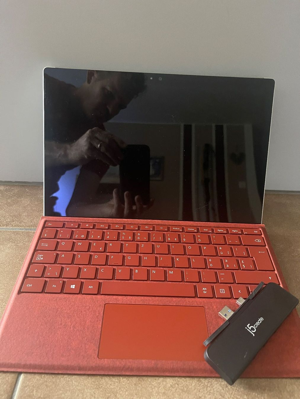 Microsoft Tablet PC: Microsoft Surface Pro 4 Inkl. Zubehör – Usato da Fällanden venduto da Liefie