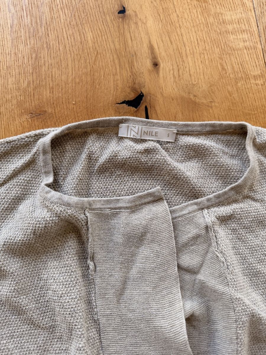 Nile Blusen: Nile Bluse beige S – Gebraucht aus Spiez von Nieverge0 1