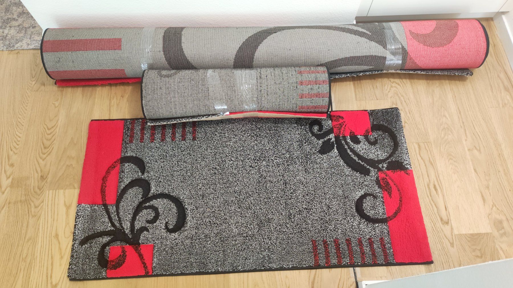 Tappeti: Teppich-Set, Rot/Schwarz, 3-teilig – Usato da Hägendorf venduto da DerSchweizer1998