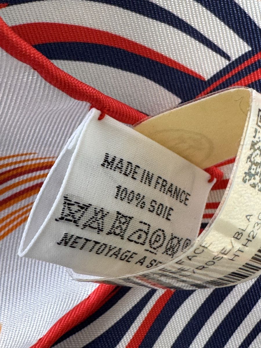 Hermès Foulard & Sciarpe: Hermès double face Cheval Sirène – Nuovo e nell'imballaggio originale da Genève venduto da Allisgood 5