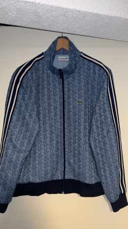 Lacoste Track Top, hellblau gemustert, Grösse M, Top Zustand