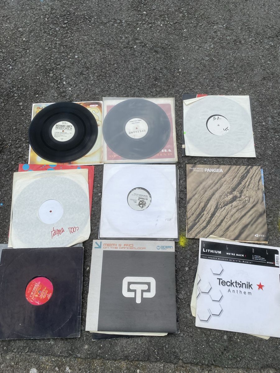 Dischi in vinile: Techno, Elektro Vinyl Sammlung 25 Stk – Usato da Kägiswil venduto da Deseppi 1