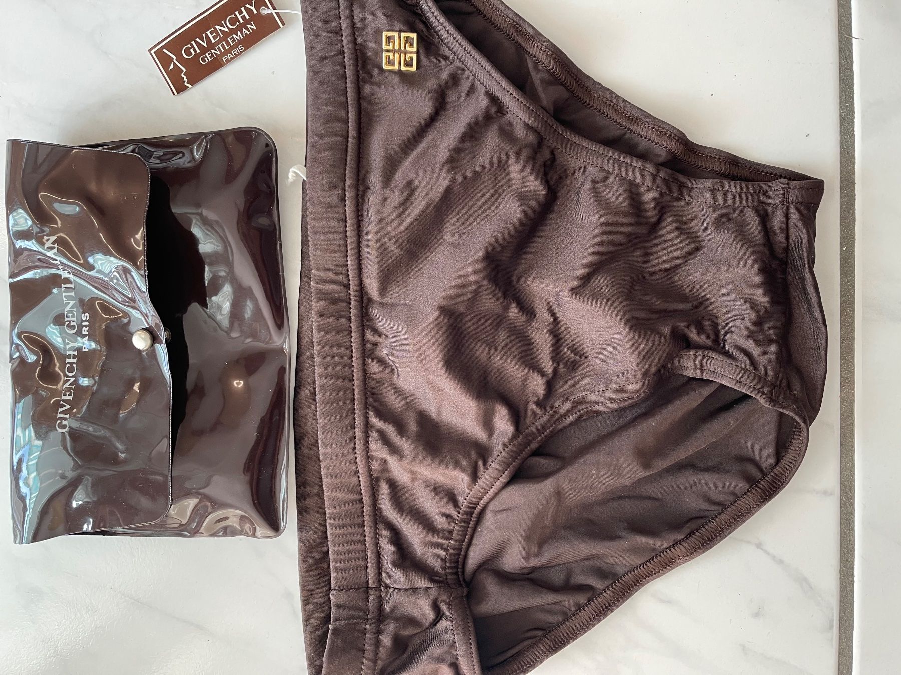 Badehosen: Givenchy Badehose – Neu und originalverpackt aus Fislisbach von Brandopfer810