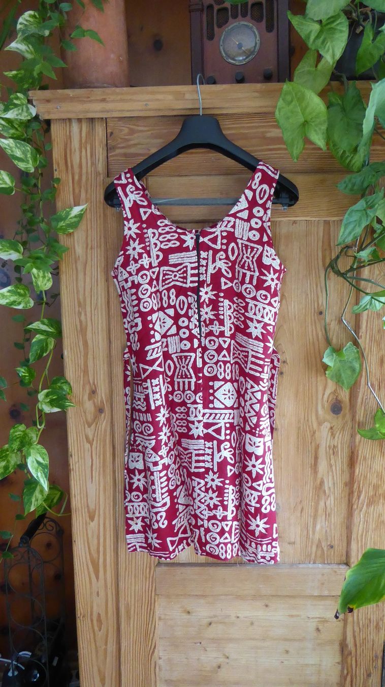 Kleider: Luftiges Sommerkleid Gr 40 RAYON – Gebraucht aus Sargans von Benziner 1