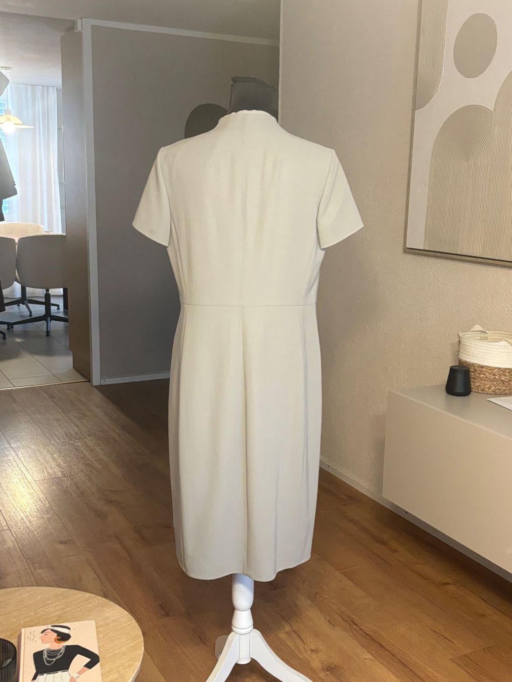 Akris Vestiti: Akris Cocktailkleid Wolle – Usato da St. Margrethen SG venduto da dijanaO 2