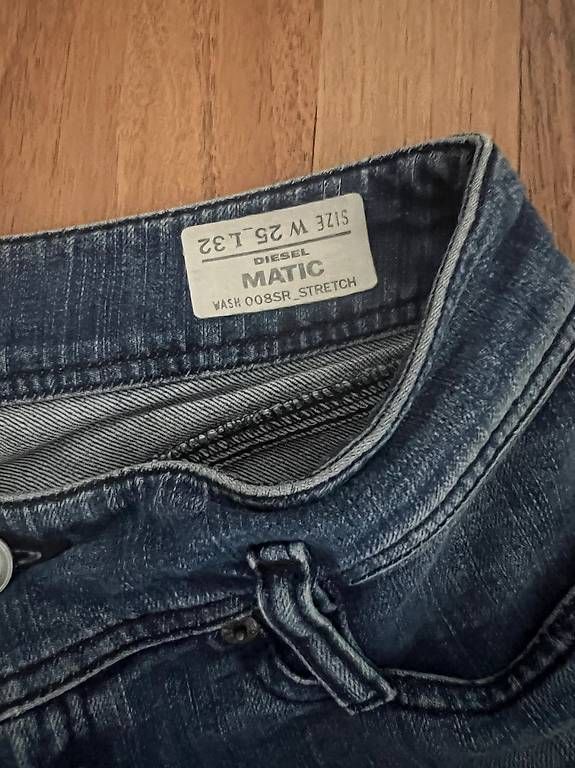 Jeans: Diesel Matic Stretch-Jeans W25 L32 – Usato da Zürich venduto da aknavi 4