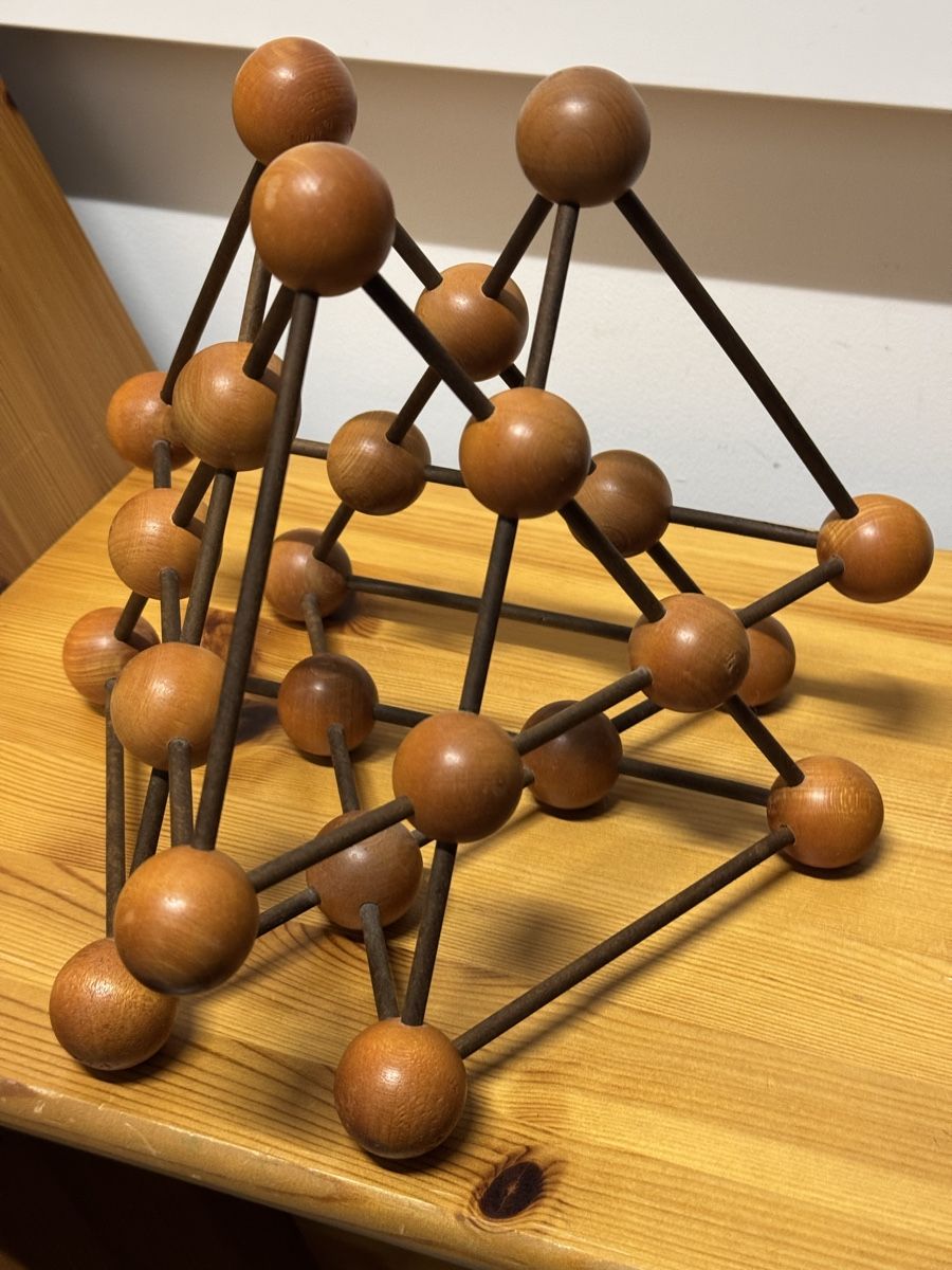 Kit di costruzioni: Vintage Molecular Structure Model Geometric Sculpture CT405 – Usato da Morges venduto da SevArt 9