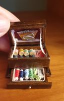 Vintage Nadelkasten Box für Puppenhaus/Puppenstube