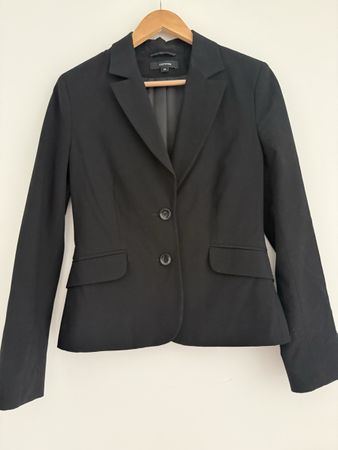 Schöner klassischer Blazer Comma Gr. 36