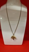 Elegante Vintage Halskette mit Blatt Anhänger,