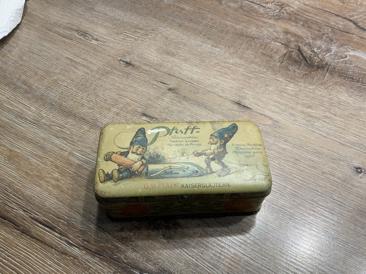 Barattoli: Pfaff Blechdose antik – Usato da Willisau venduto da Minali 1