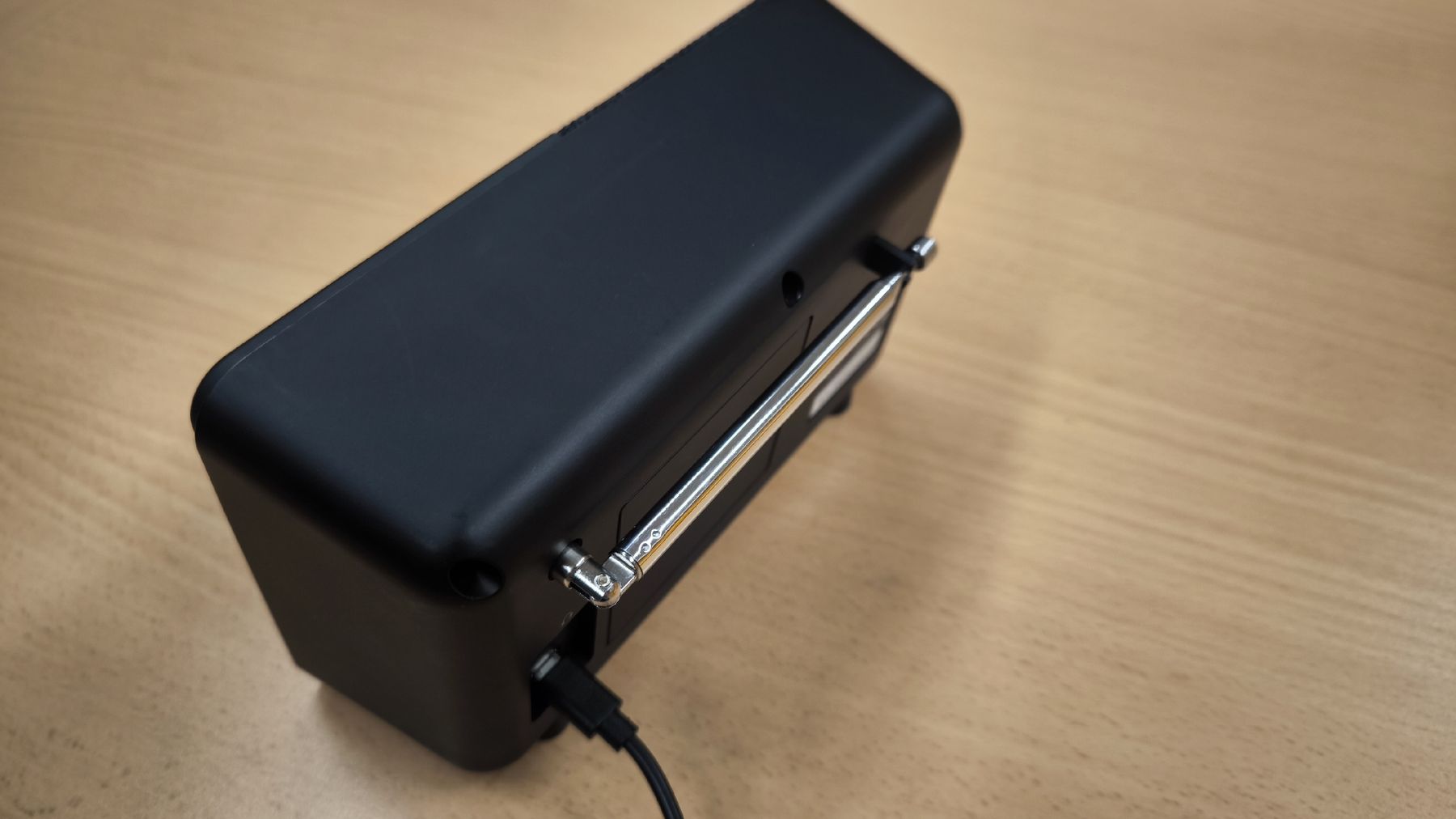 Radio: DAB+ Radio - neu – Nuovo (secondo la descrizione) da Ebikon venduto da brombomboli 3