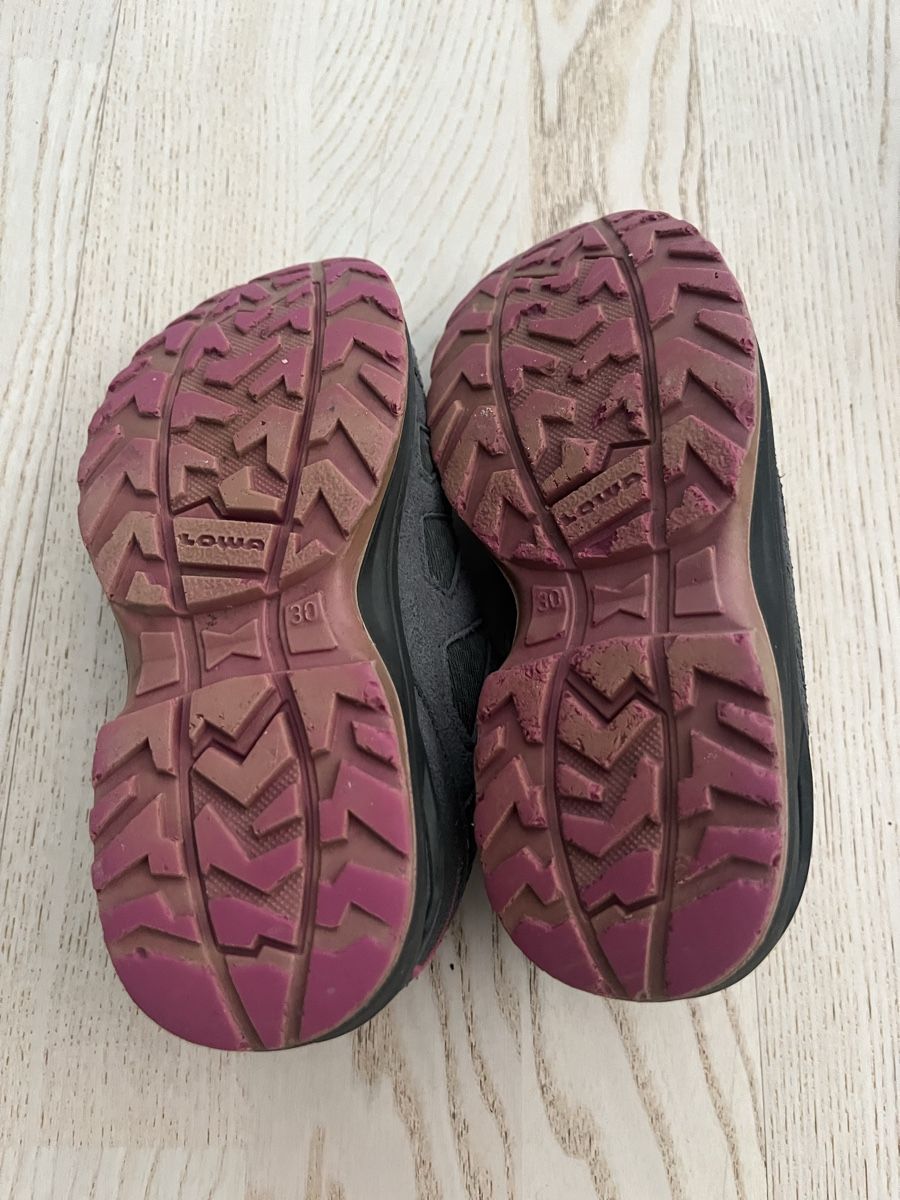 Lowa Schuhe für Jungen: Lowa Trekkingschuhe, Grösse 30 – Gebraucht aus Ennetbaden von Nala05 3