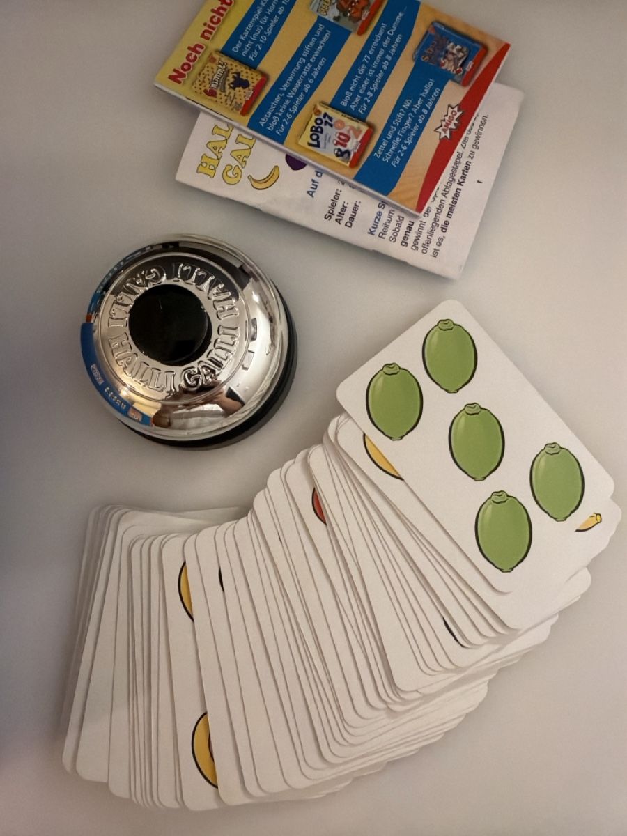 Spiele: Halli Galli Card Game – Neu (gemäss Beschreibung) aus Winterthur von lor_f877 1