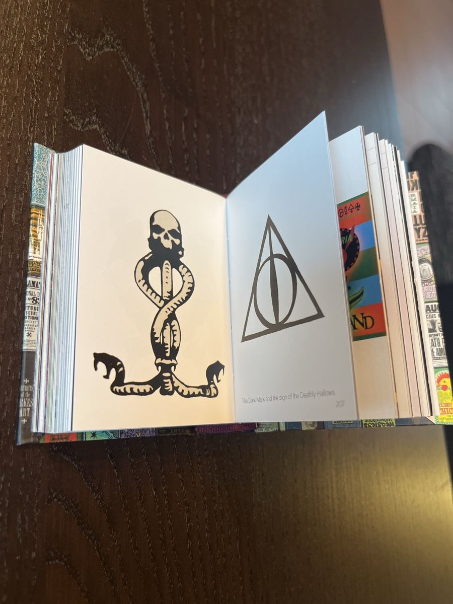Libri: Harry Potter Mini Booklet Graphic Design – Nuovo (secondo la descrizione) da Einsiedeln venduto da sandramon 1