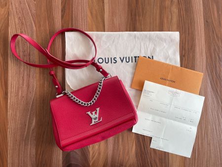 LOUIS VUITTON Lockme II BB Rubis - NP CHF 1‘790.00
