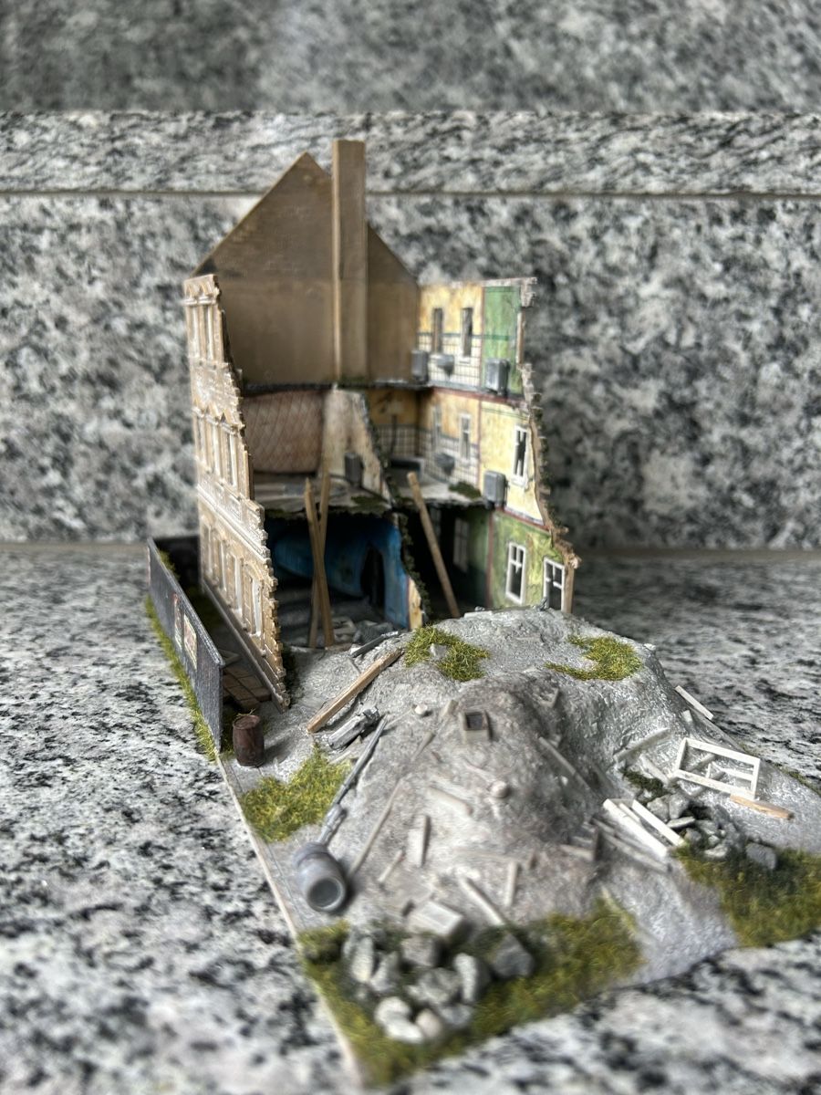 Modelleisenbahnen: Gebäude im Rückbau , h0 1:87  – Gebraucht aus Horw von Tigercat635 2