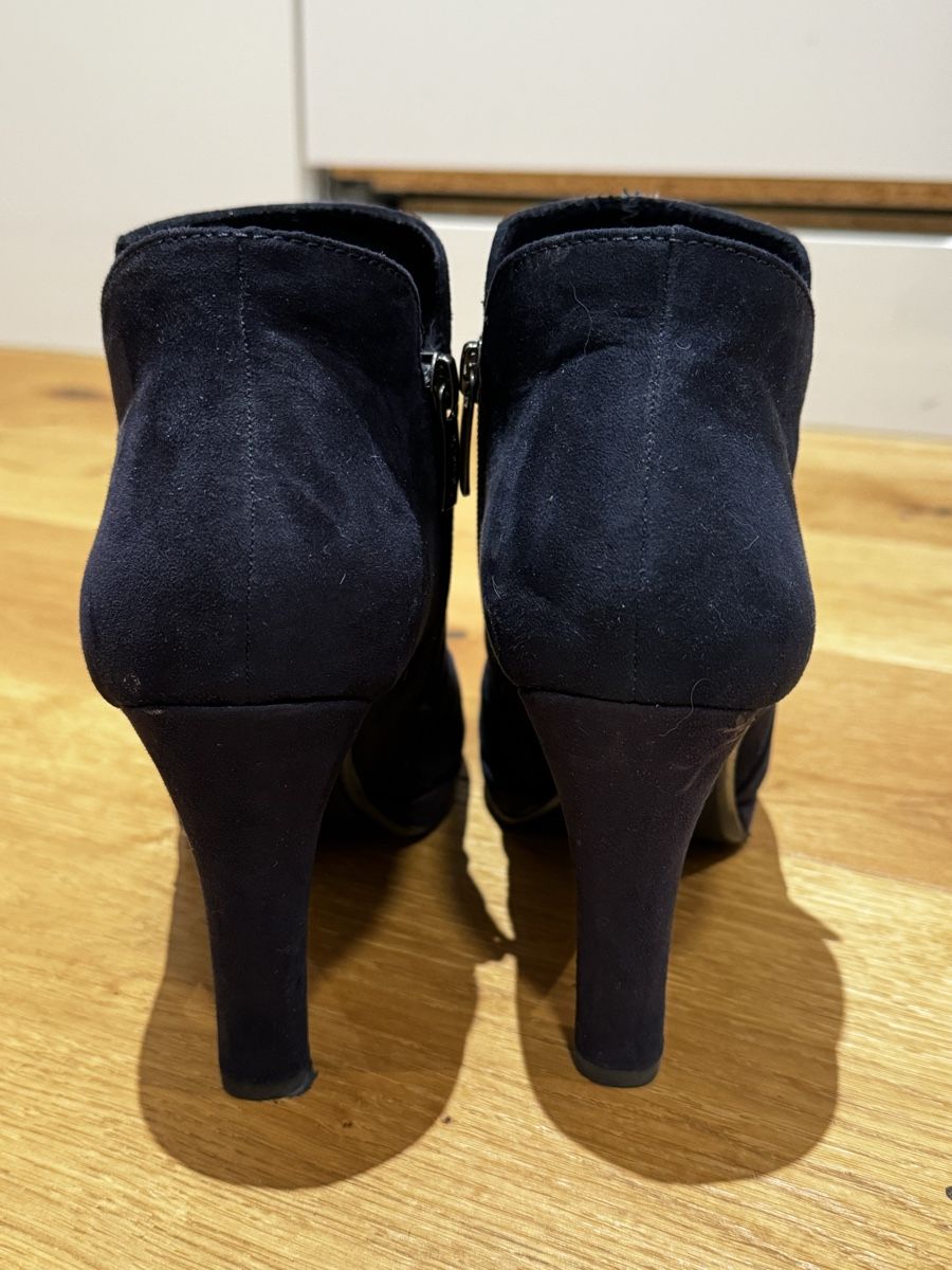 Tamaris Damenschuhe: Tamaris Stiefeletten dunkelblau – Gebraucht aus Baar von corinab_ 2