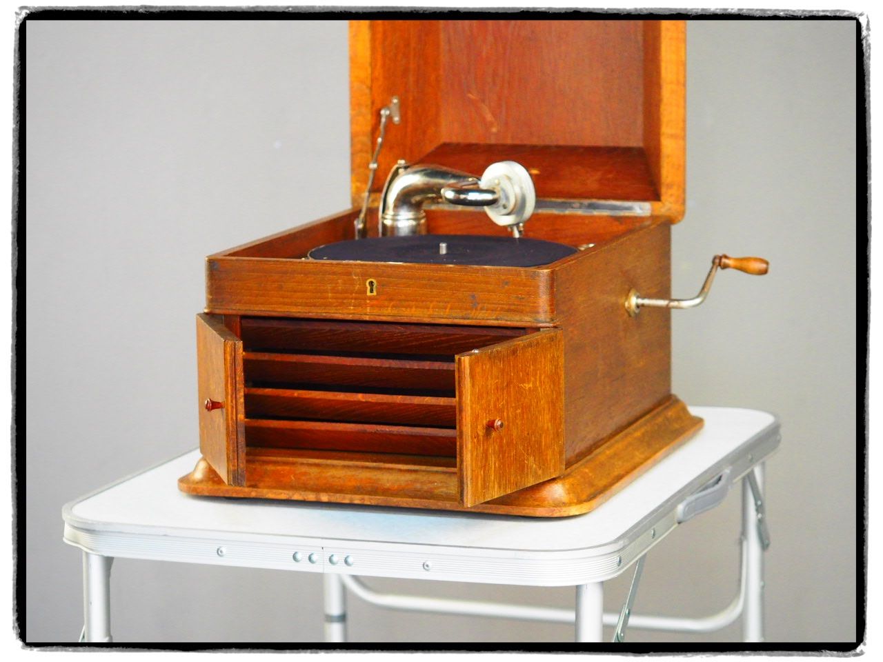Thorens Tourne-disques: PHONOGRAPHE – D'occasion à Lausanne par Leag 1