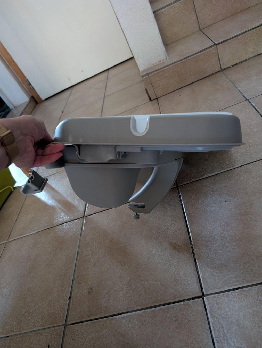 Hauck Seggioloni: Hauck Alpha Hochstuhl Tisch – Usato da Adliswil venduto da Milchkind 3