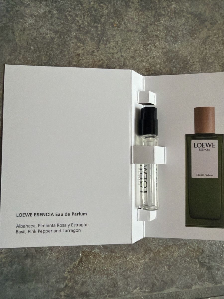 Loewe Profumi & Eau de Toilette: LOEWE Esencia Eau de Parfum Probe 1.5 ML Neu – Nuovo (secondo la descrizione) da Wangs venduto da  1