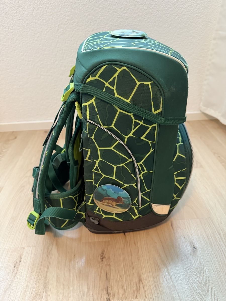 Ergobag Borse & Zaini: Ergobag cubo school backpack, green dino, with rain cover – Usato da Volketswil venduto da mit_wcb7 2