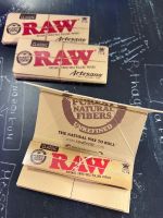3 x RAW Artesano Rolling Papers + Tips