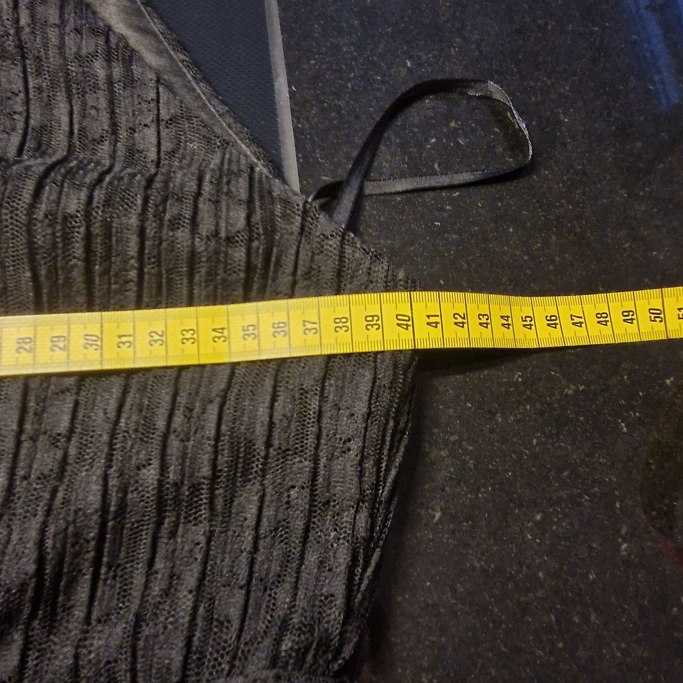 Vestiti: Abendkleid, Spitze, XS, schwarz – Nuovo (secondo la descrizione) da Gränichen venduto da sunchi07 4