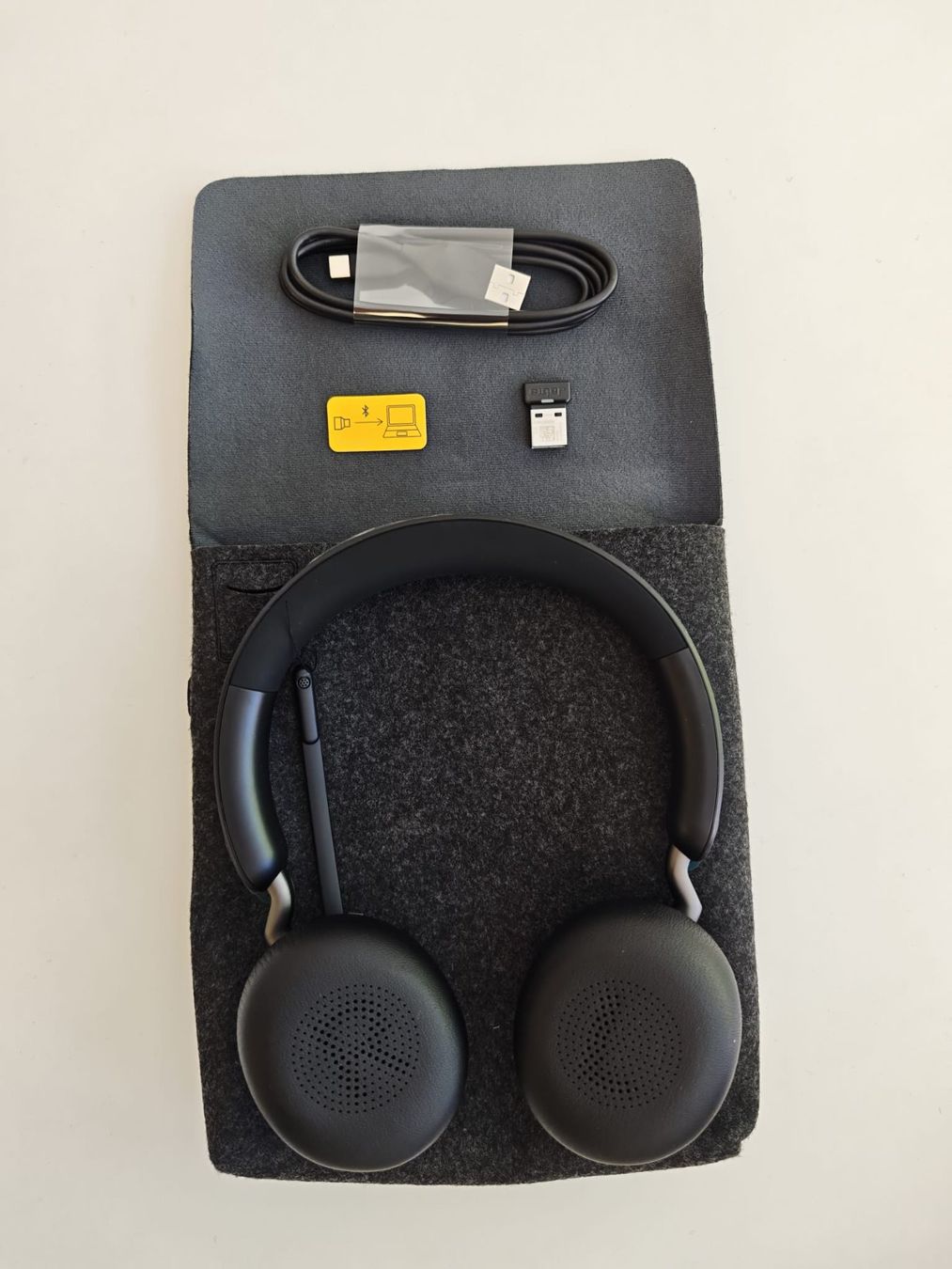 Jabra Kopfhörer: Jabra Evolve2 65 - Top Zustand - Ungebraucht! – Neu und originalverpackt aus Cham von AGTrust 3